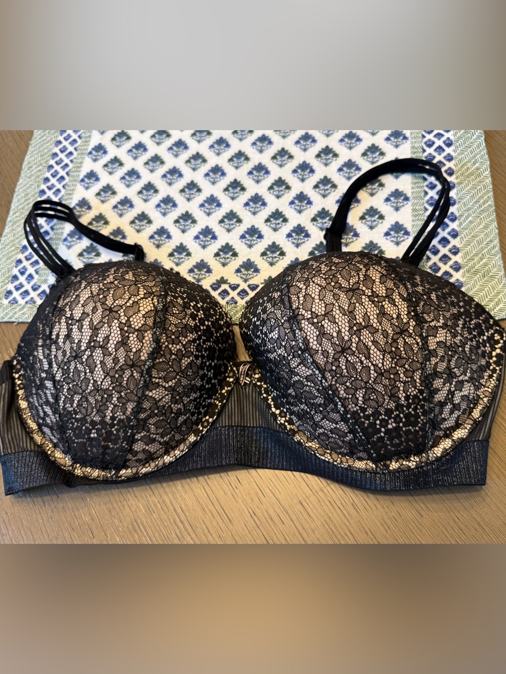 38DD Victoria’s Secret Very Sexy Multi-Way Multiposition Bra Black Lace Bras